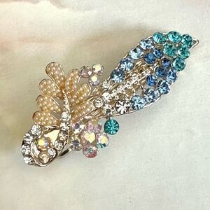 Rhinestone hair clip